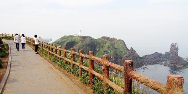 济州偶来小路海边