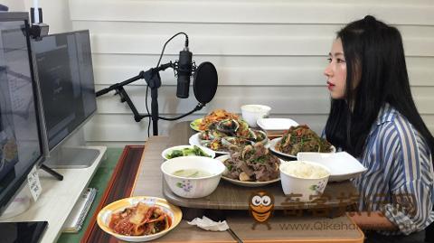 “吃播”(mukbang)