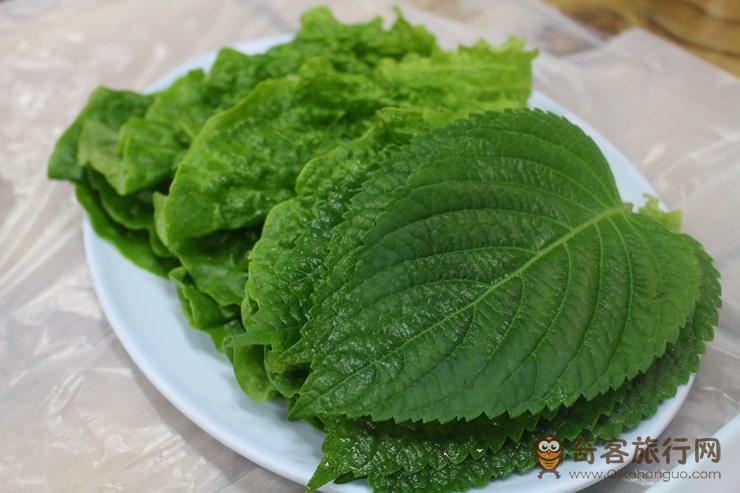 【江原道美食】新鲜美味的生鱼片和辣鱼汤   探访鹭粱津水产市场“江陵水产”