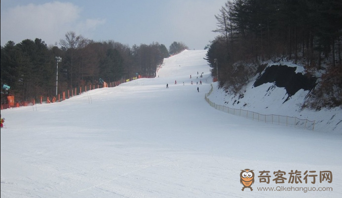 熊城滑雪场 (베어스타운리조트)