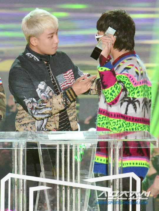 胜利、G-Dragon